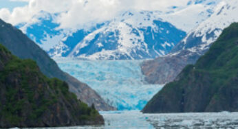 Cruise Sawyer Glacier